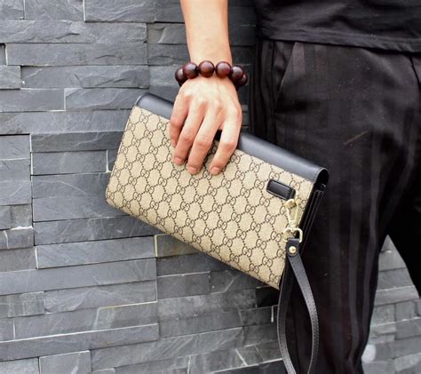gucci 手 拿 包